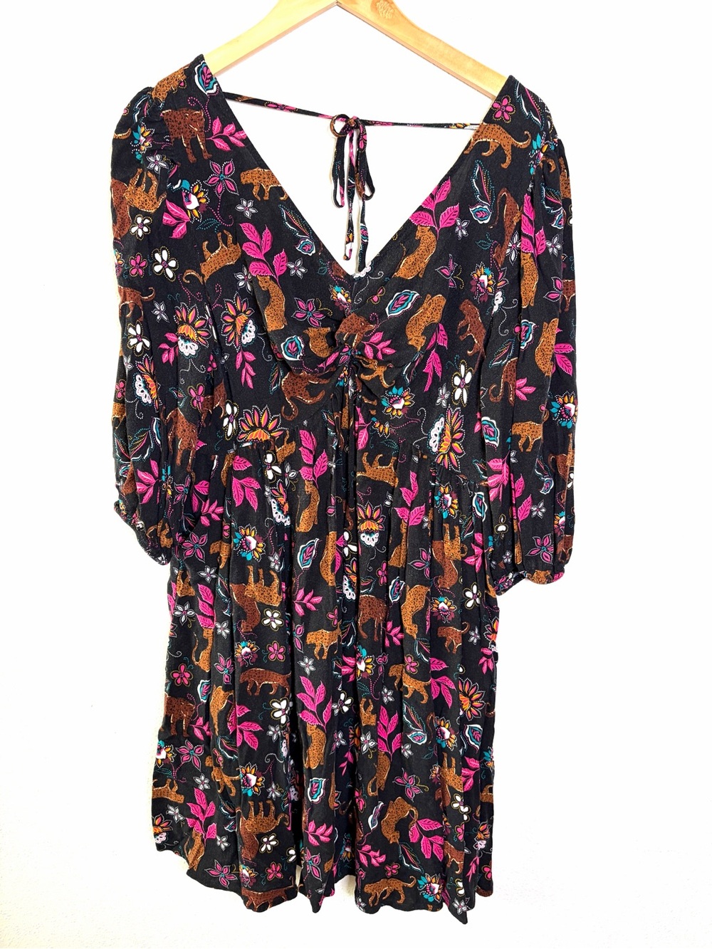 torrid Black Mini Dress Pink Floral & Animal Print empire waist sz 1x v neck